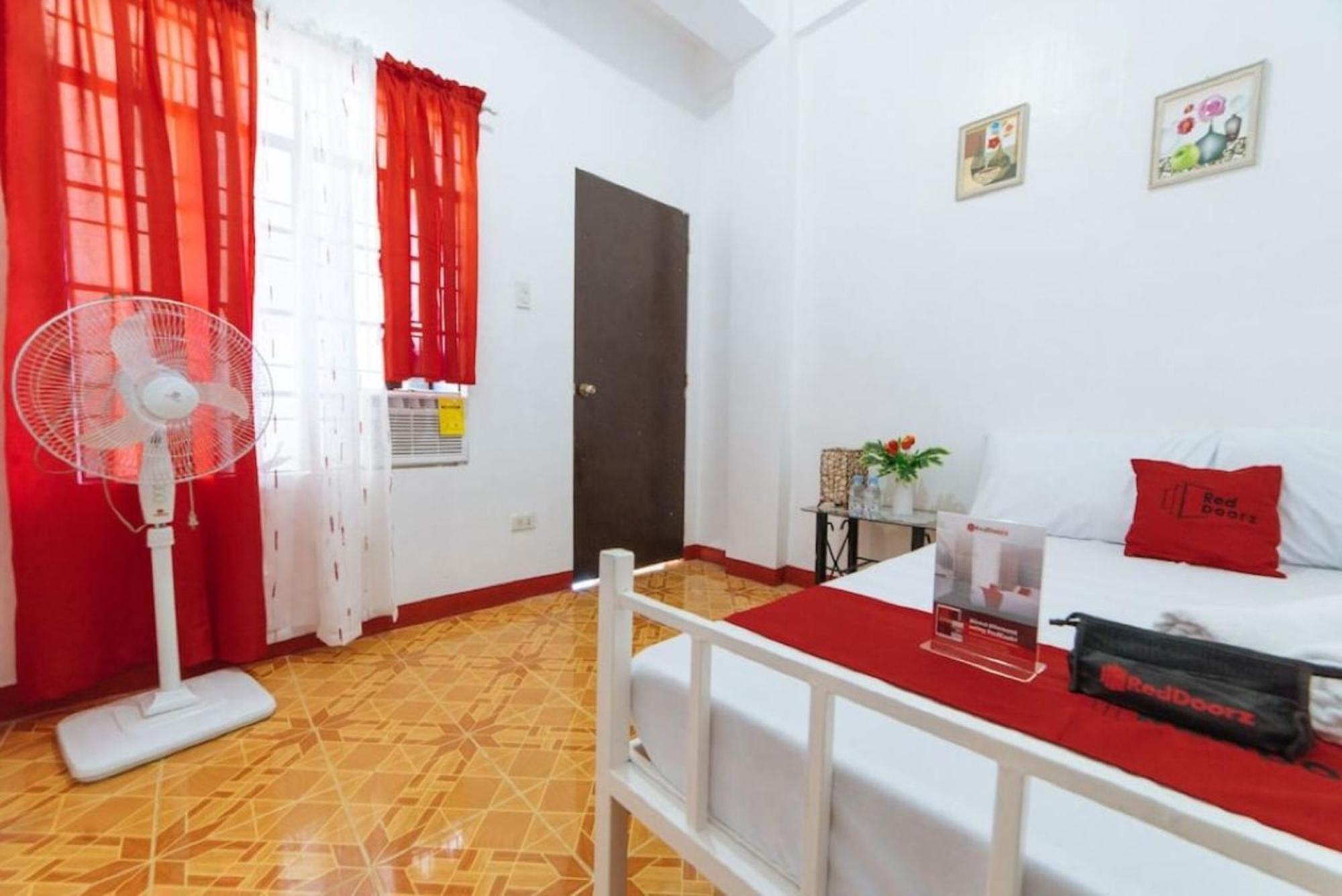 Reddoorz @ Pag Asa Rawis Legaspi Otel Legazpi Dış mekan fotoğraf